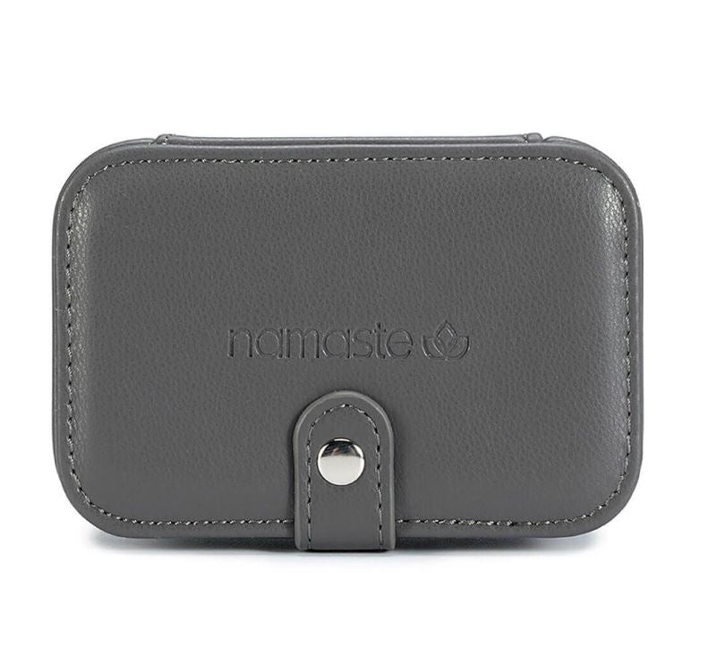 Della Q Namaste Buddy case 11.7x7.8x4.6cm